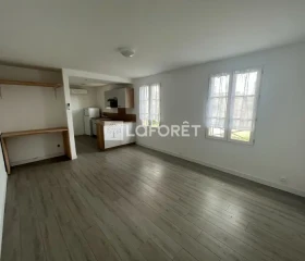 Studio à Mantes-la-Ville
