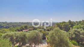 Appartement à Roquefort-les-Pins