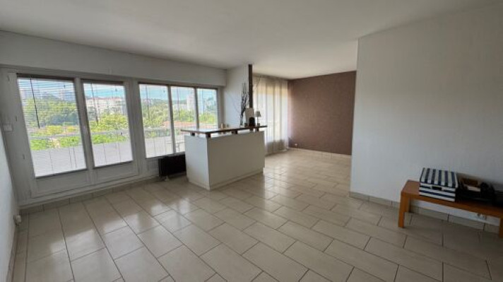 Voir la photo 1/17 du type apartment à Lyon
