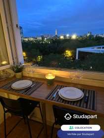 Chambre à Issy-les-Moulineaux