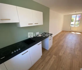 Appartement à Saint-Léger-du-Bourg-Denis