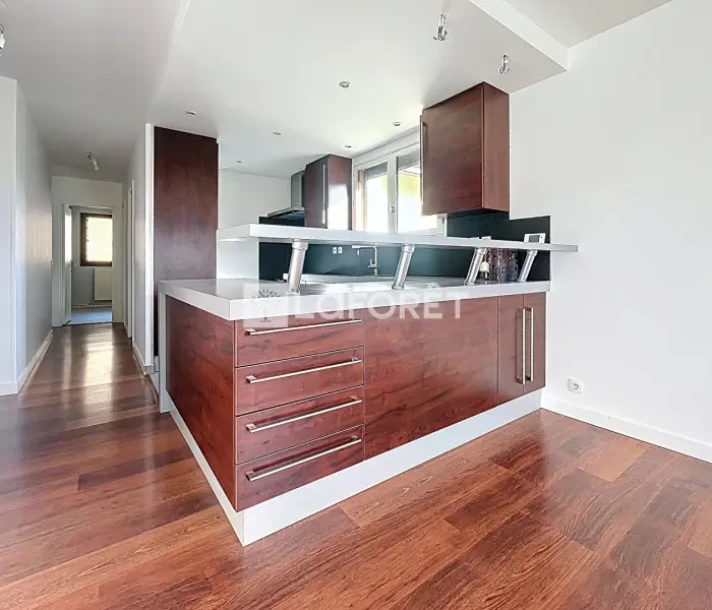 Voir la photo 1/14 du type apartment à Challes-les-Eaux