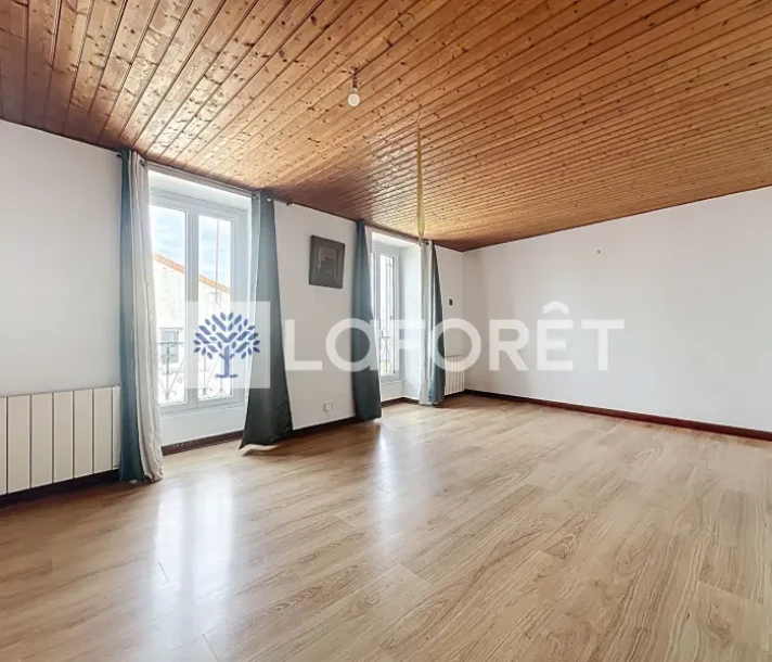 Appartement à La Chapelle-Saint-Laurent