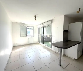 Appartement à Charly