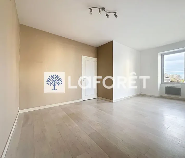 Voir la photo 1/5 du type apartment à Moncoutant-sur-Sèvre