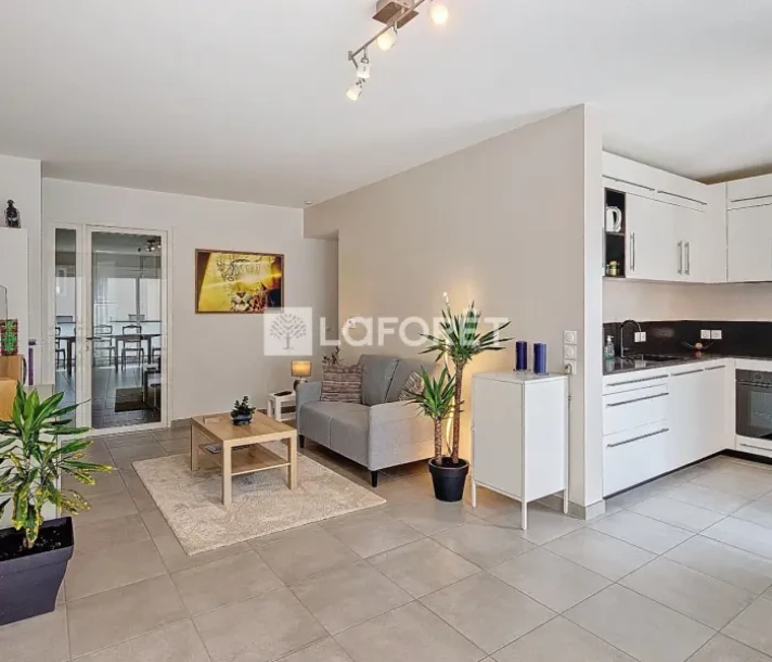 Appartement à Décines-Charpieu