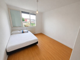Appartement à Jassans-Riottier