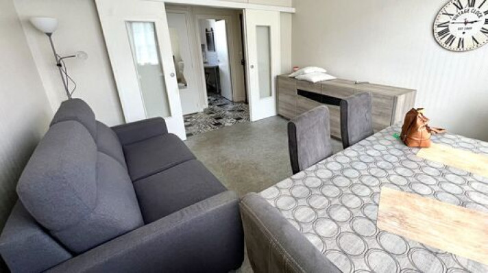 Voir la photo 1/8 du type apartment à Laon