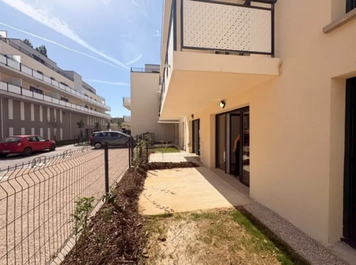 Voir la photo 1/8 du type apartment à Chartres