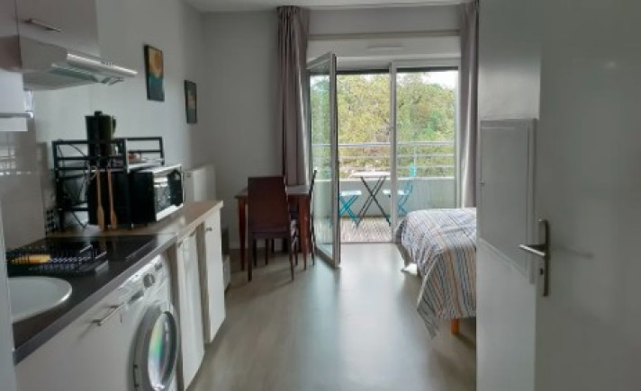 Voir la photo 1/3 du type apartment à Mérignac