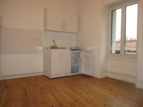 Studio à Andrézieux-Bouthéon