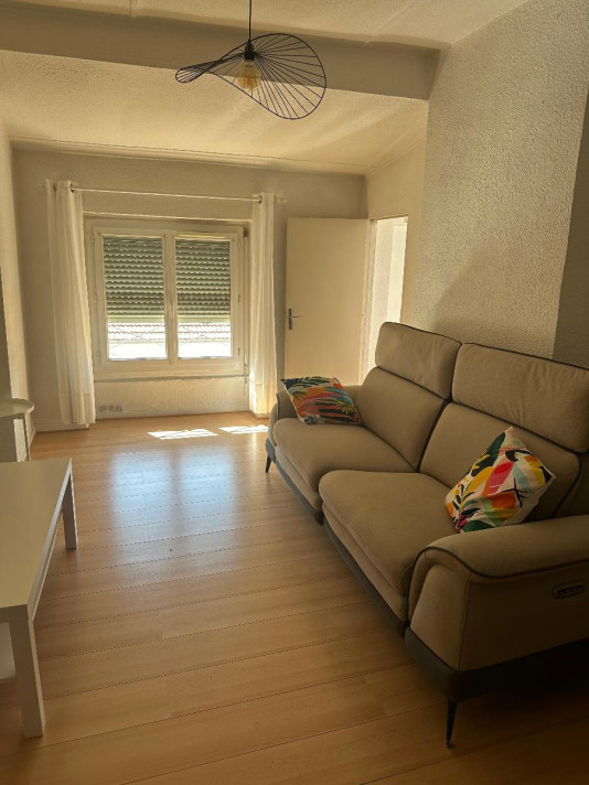 Voir la photo 1/11 du type apartment à Saint-Étienne