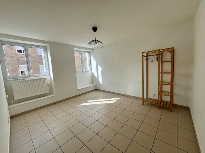 Voir la photo 1/7 du type apartment à Saint-Étienne