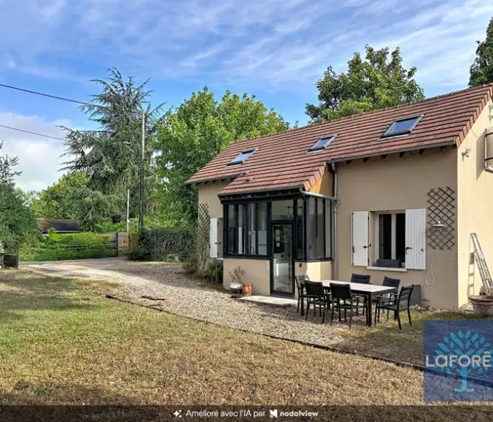 Voir la photo 1/18 du type house à Cergy