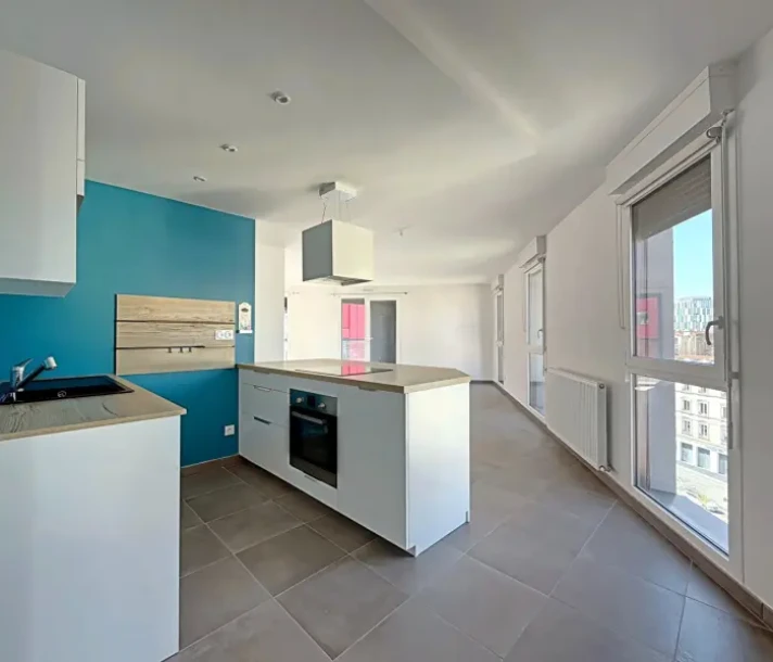 Voir la photo 1/14 du type apartment à Saint-Étienne