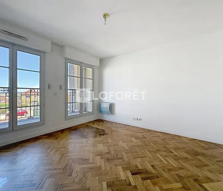 Voir la photo 1/5 du type apartment à Saint-Cyr-l'École