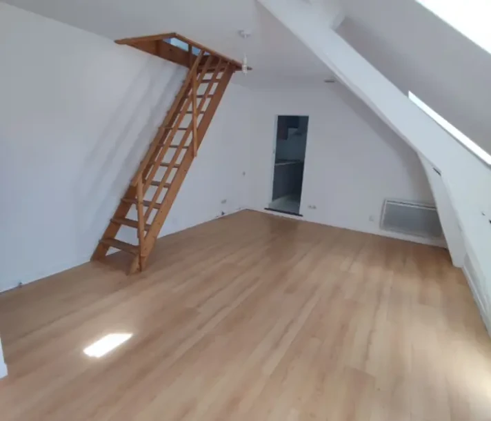 Voir la photo 1/7 du type apartment à Mantes-la-Ville