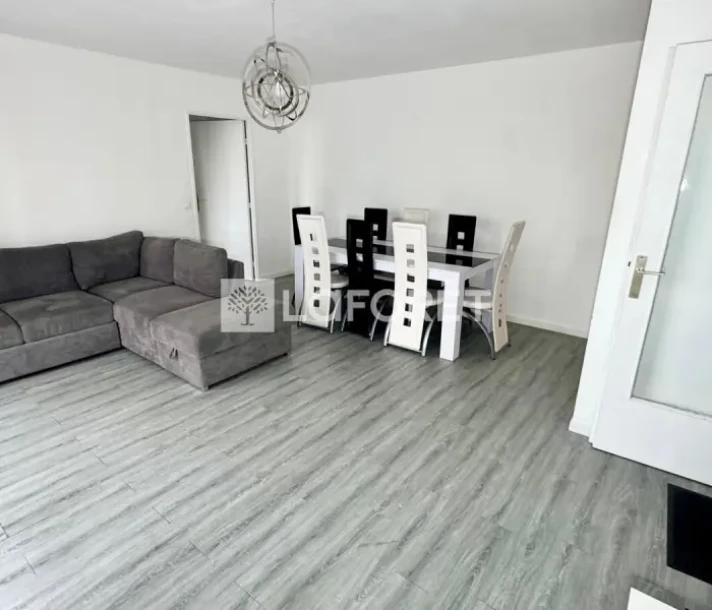 Voir la photo 1/8 du type apartment à Meaux