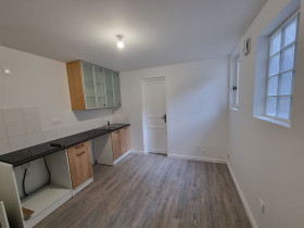 Studio à Villeneuve-sur-Yonne