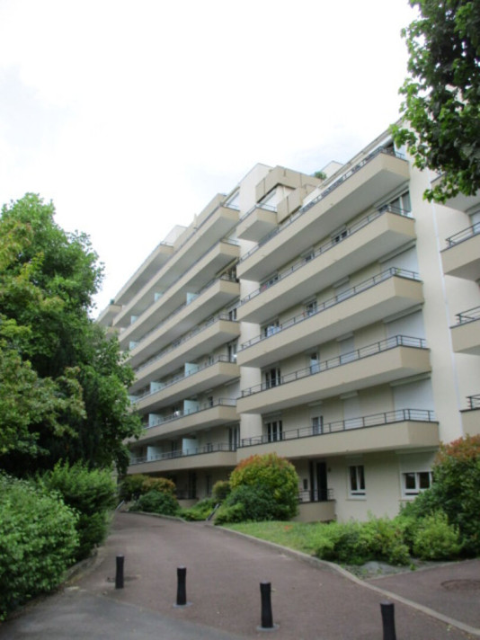 Voir la photo 1/12 du type apartment à Reims