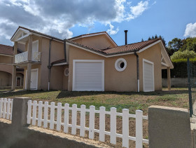 Maison à Le Cheylard