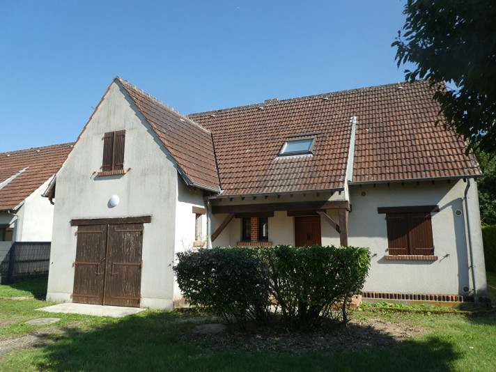 Voir la photo 1/18 du type house à Châteauneuf-sur-Loire