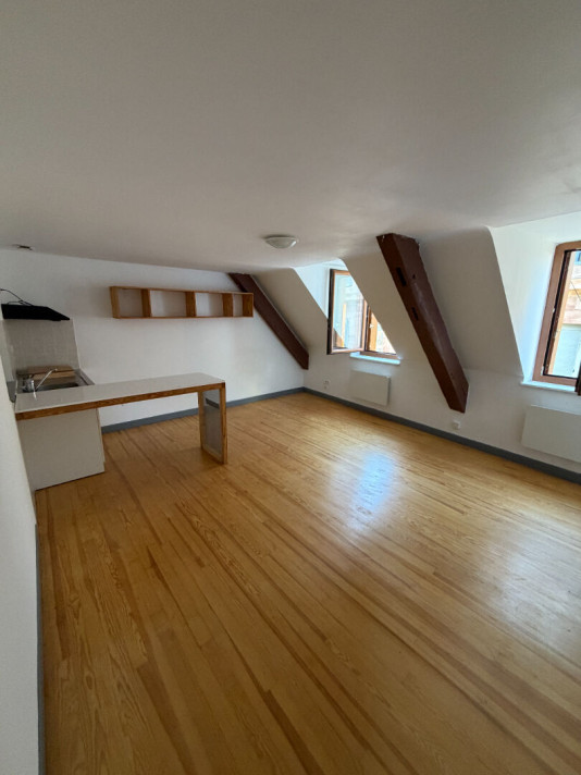 Voir la photo 1/3 du type apartment à Rodez