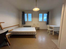 Studio à Valence
