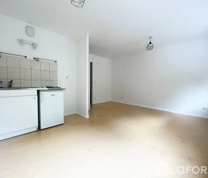 Voir la photo 1/4 du type studio à Étampes