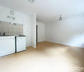 Studio à Étampes