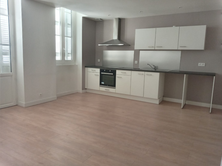 Voir la photo 1/7 du type apartment à Talence