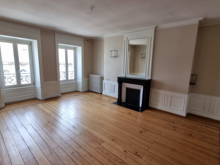 Voir la photo 1/7 du type apartment à Pontarlier