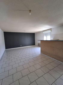 Appartement à Leyr