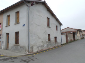 Maison à Champdieu