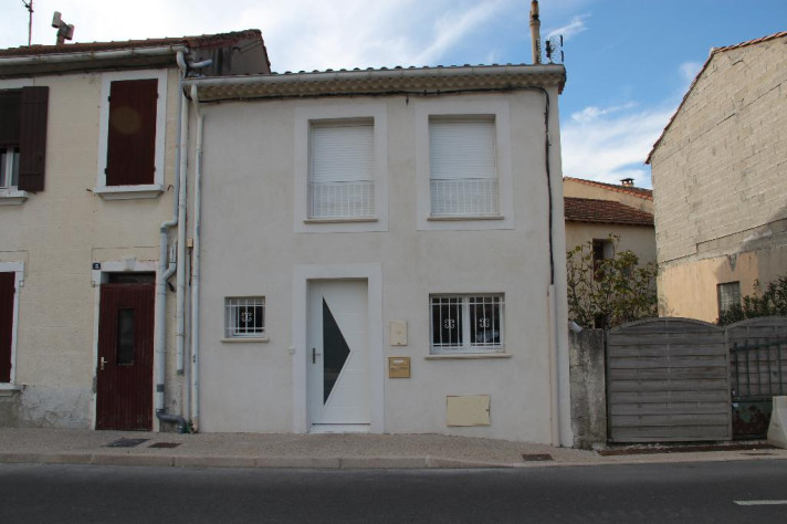 Voir la photo 1/11 du type house à Saint-Andiol