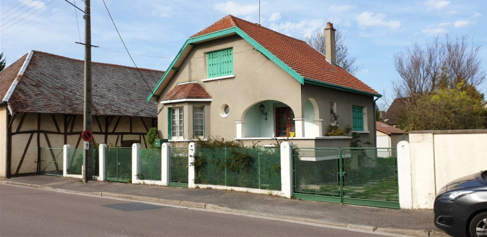 Voir la photo 1/9 du type house à Saint-André-les-Vergers