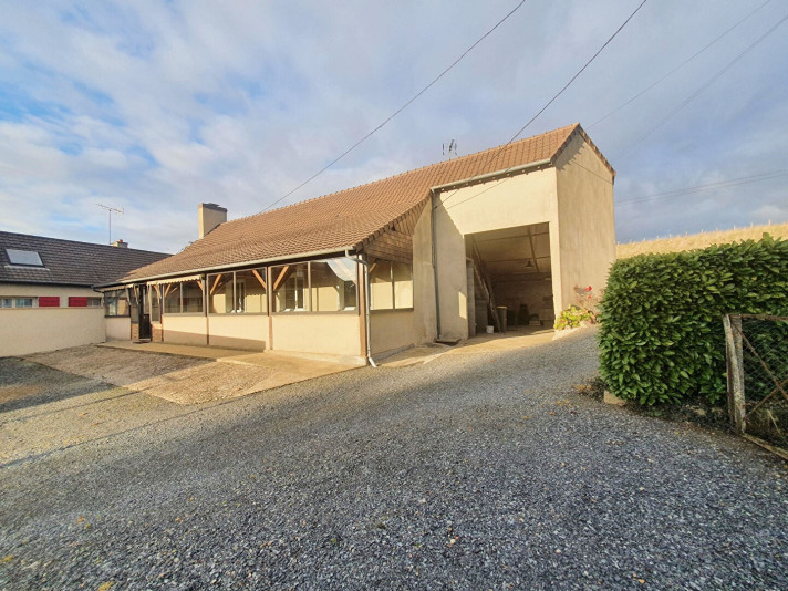 Maison à Saint-Mars-d'Outillé