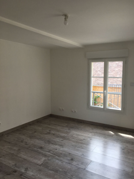 Voir la photo 1/3 du type apartment à Louvres