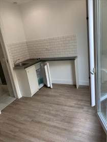 Studio à Courbevoie