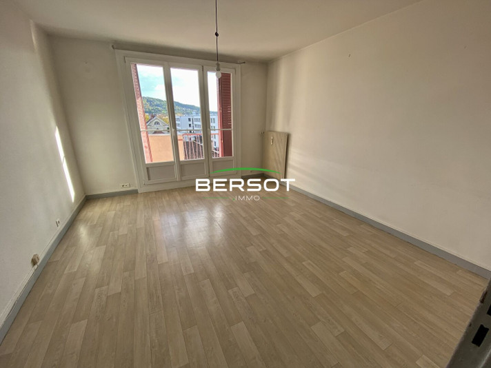Voir la photo 1/8 du type apartment à Vesoul