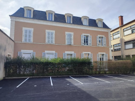 Appartement à Issoudun