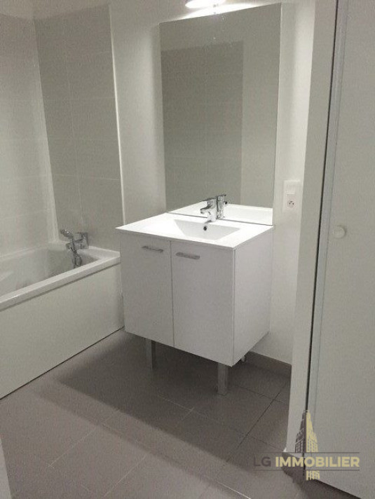 Voir la photo 1/3 du type apartment à Amiens