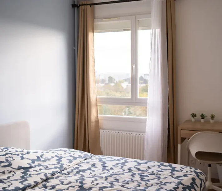 Pièce à Caen