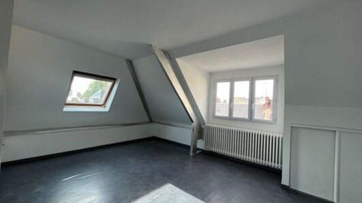 Voir la photo 1/4 du type apartment à Compiègne
