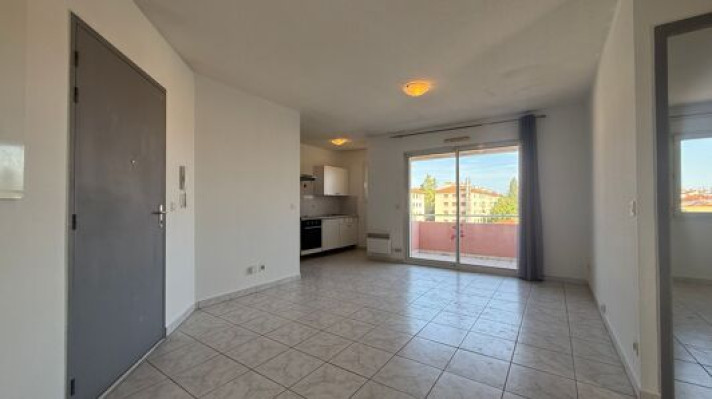 Voir la photo 1/10 du type apartment à Perpignan