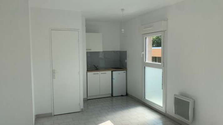 Voir la photo 1/8 du type apartment à Nîmes
