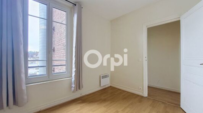 Voir la photo 1/9 du type apartment à Creil