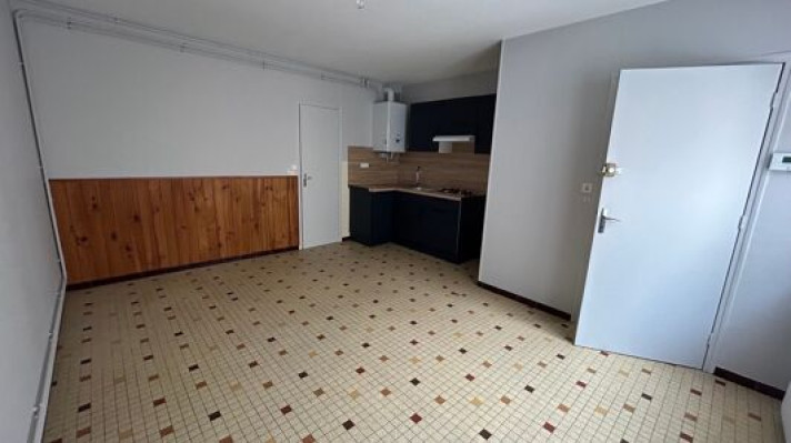 Voir la photo 1/6 du type apartment à Mortagne-au-Perche