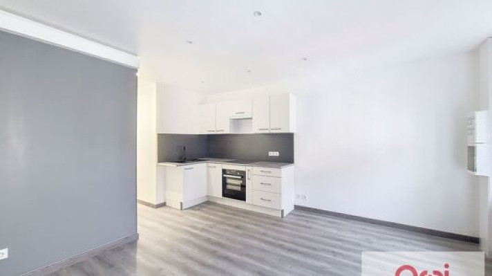 Voir la photo 1/9 du type apartment à Montluçon