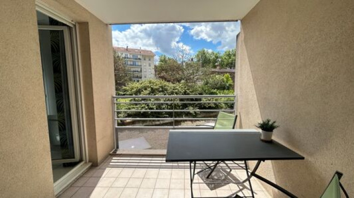 Voir la photo 1/7 du type apartment à Lyon